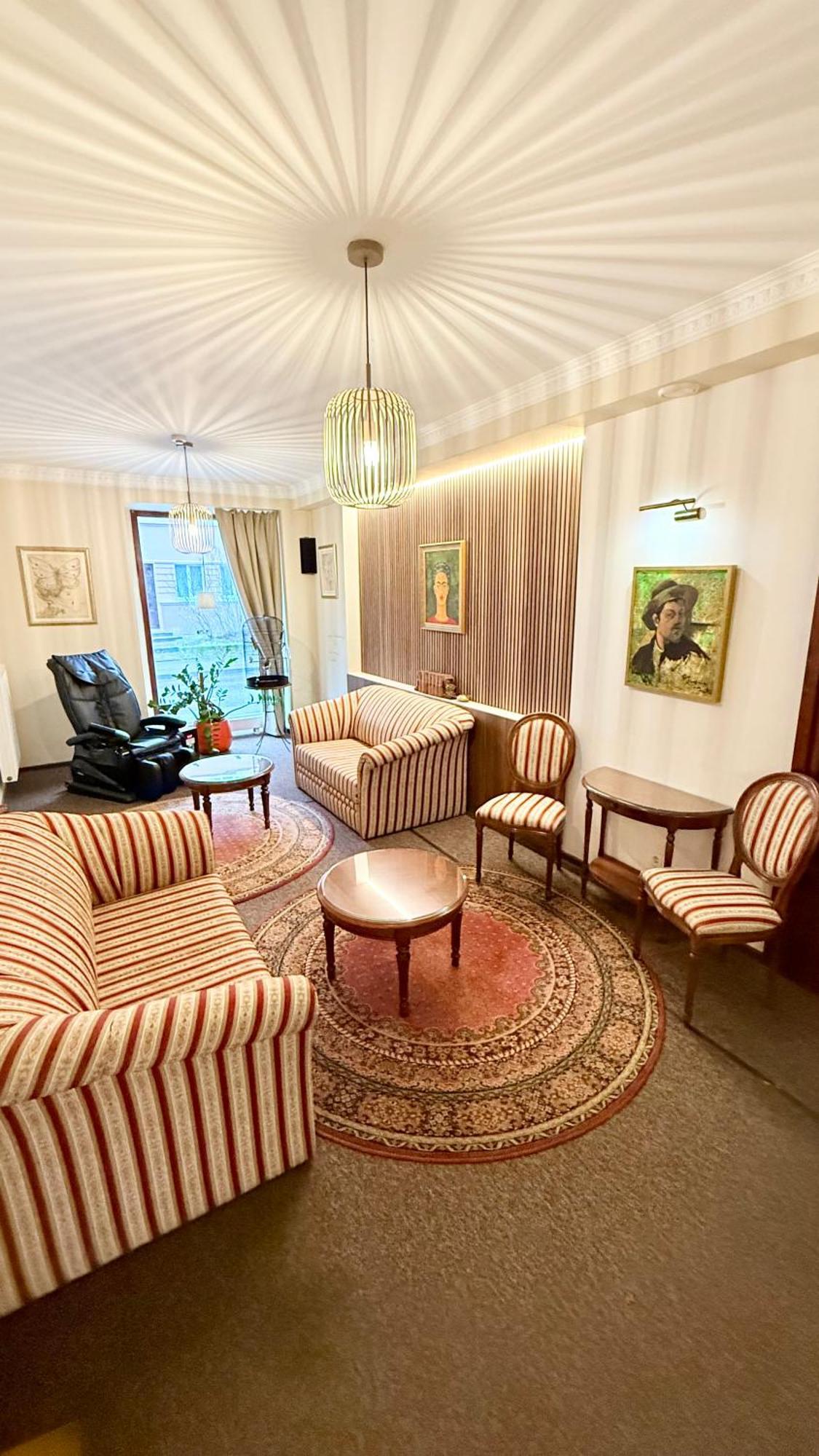Old Town Hotel Bohema, Klaipeda 克莱佩达 外观 照片